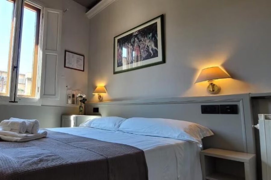 Hotel Camilla Guelfa — Guest room