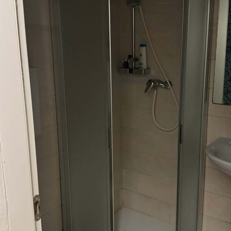 Hotel Caneva — Bathroom