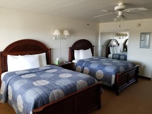 Hotel Cape Charles — Guest room