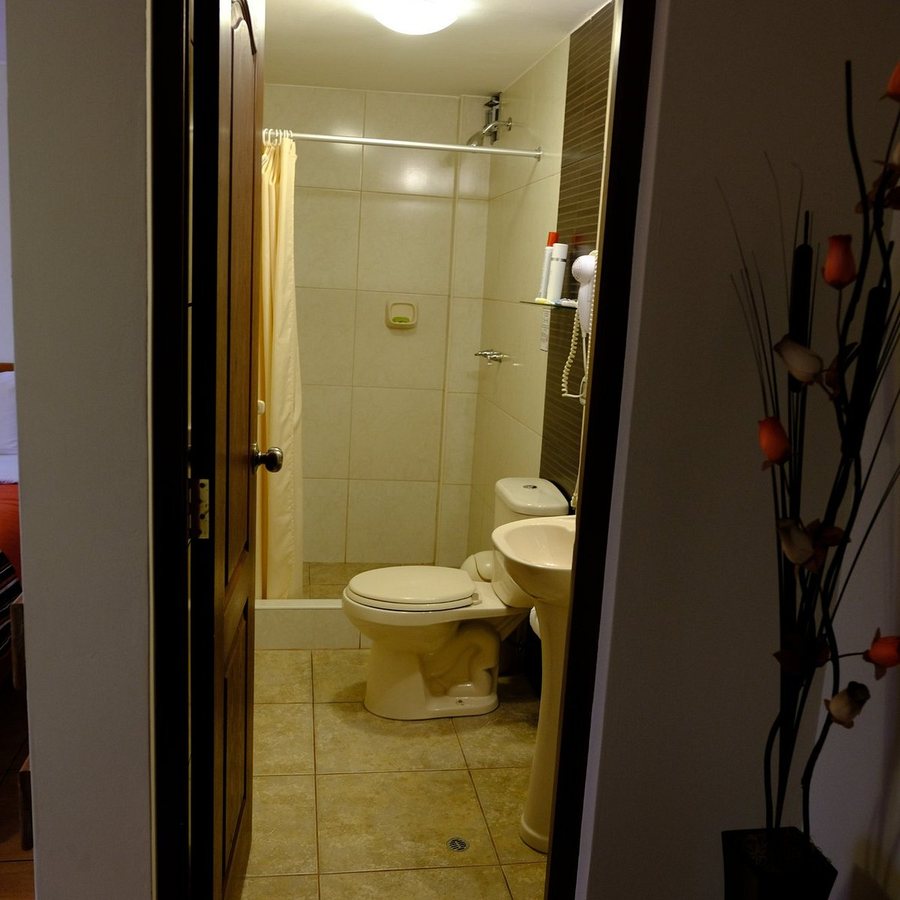 Hotel Casa Cielo — Bathroom