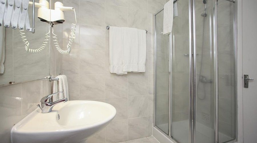 Hotel Casa Hintze Ribeiro — Bathroom