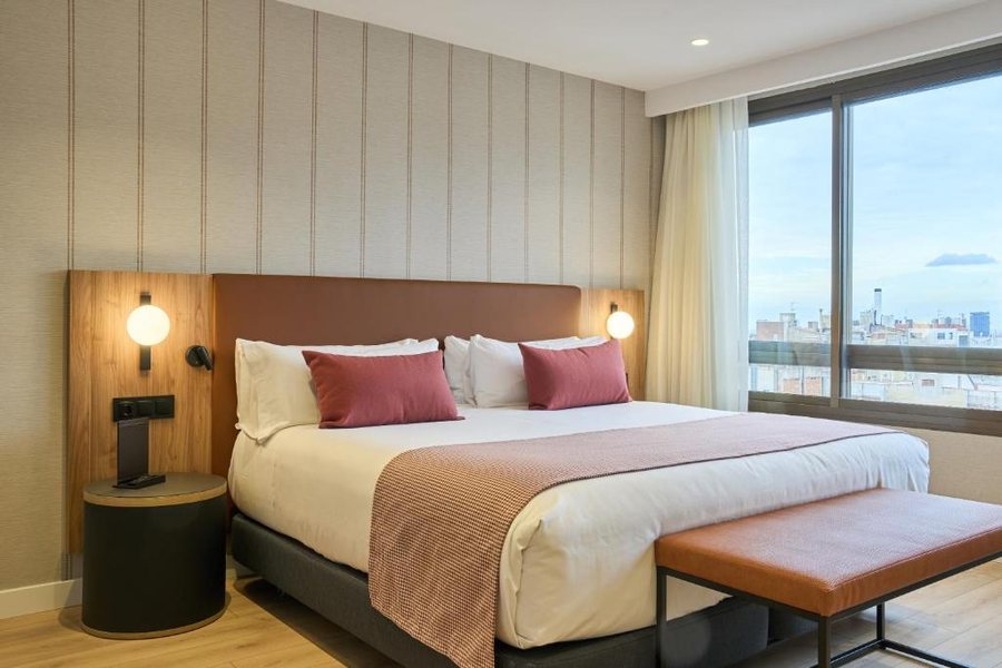 Hotel Catalonia Barcelona 505 Barcelona Catalonia — Guest room