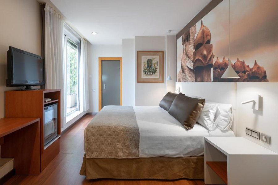 Hotel Catalonia Passeig de Gracia Barcelona Catalonia — Guest room