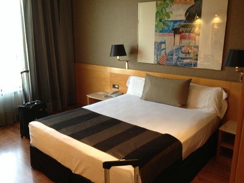 Hotel Catalunya Barcelona Catalonia — Guest room