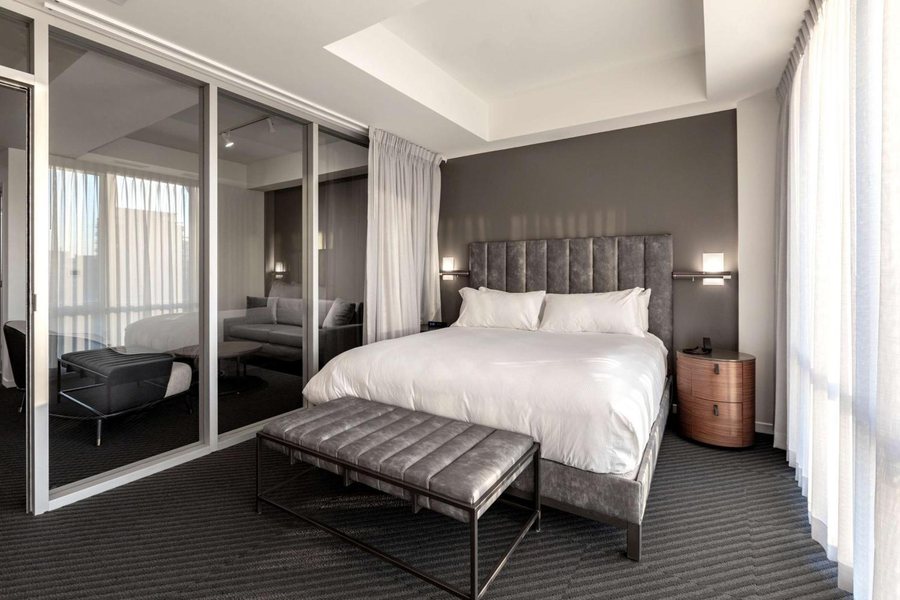 Hotel Chauncey Iowa City Tapestry Collection by Hilton — Guest room