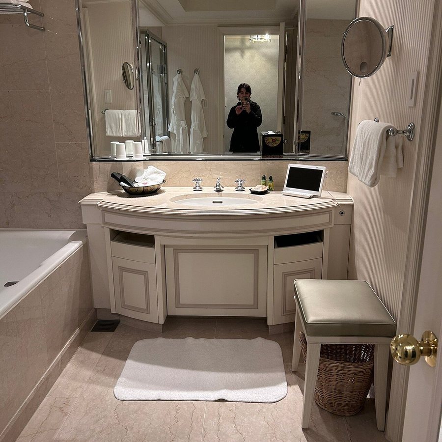 Hotel Chinzanso Tokyo — Bathroom