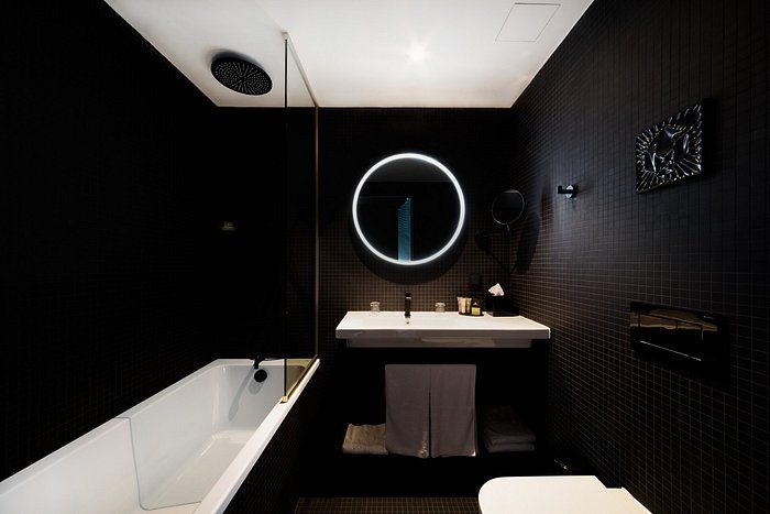 Hotel Clark Budapest Budapest Central Hungary — Bathroom