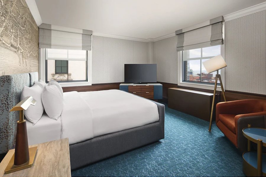 Hotel Cleveland Autograph Collection — Guest room