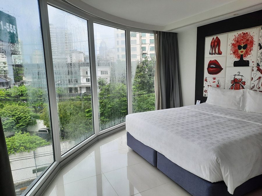 Hotel Clover Asoke Bangkok — Guest room