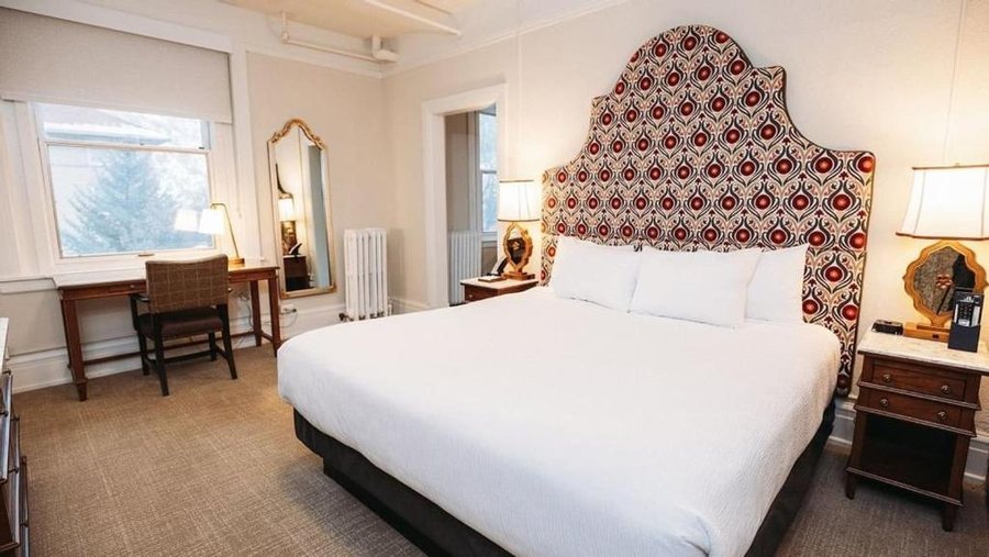 Hotel Colorado — Guest room