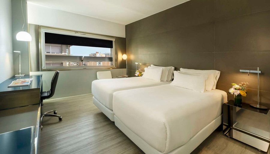 Hotel Constanza Barcelona Barcelona Catalonia — Guest room
