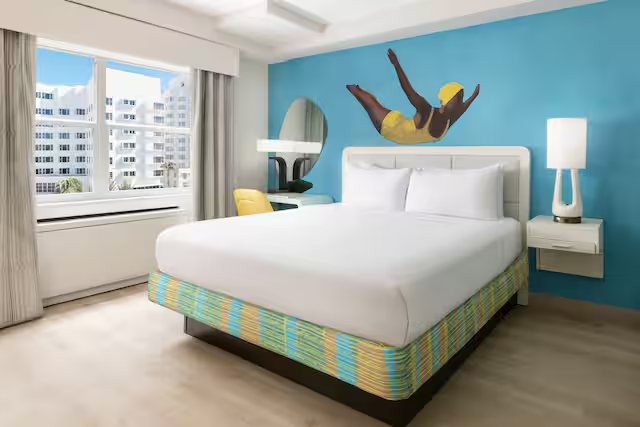 Hotel Continental Miami Beach Tapestry Collection By Hilton Miami Beach Florida — Guest room