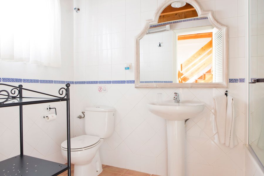 Hotel Cortijo del Arte — Bathroom