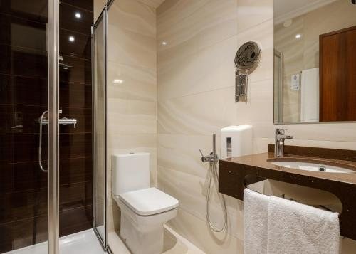 Hotel da Bolsa — Bathroom