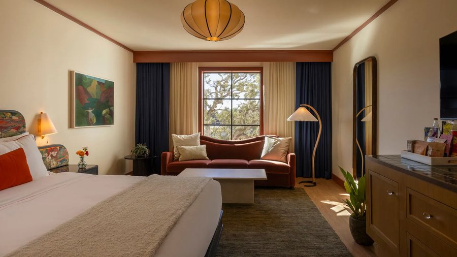 Hotel Daphne — Guest room