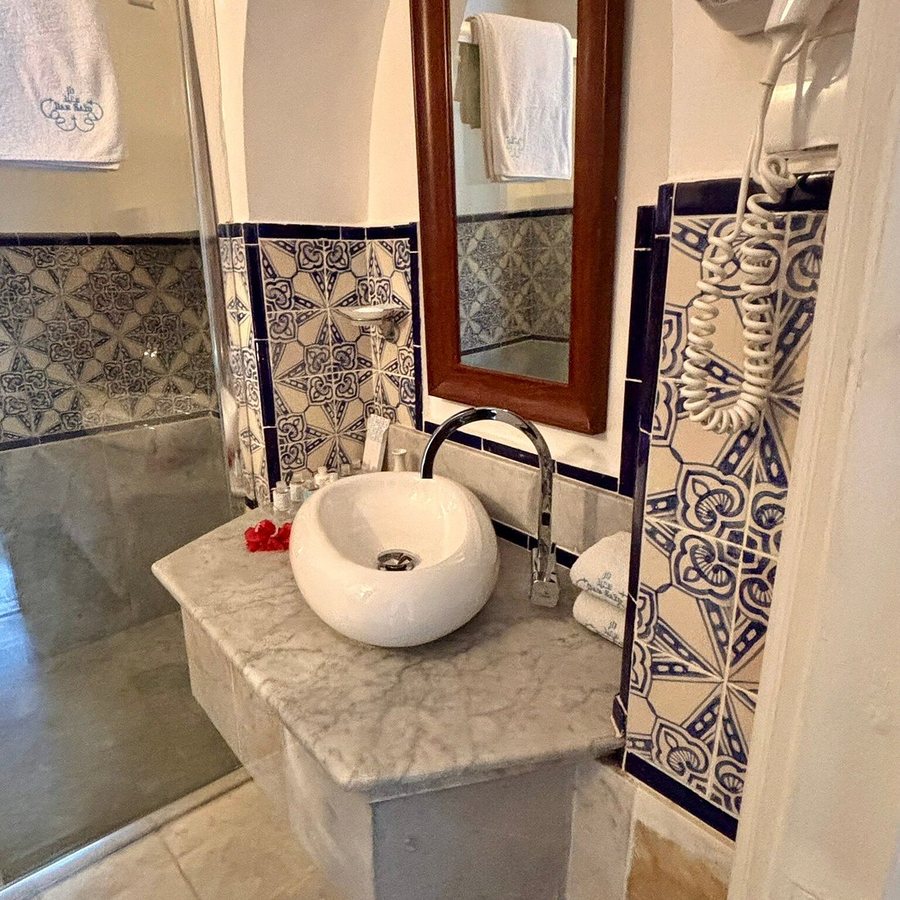 Hotel Dar Said — Bathroom
