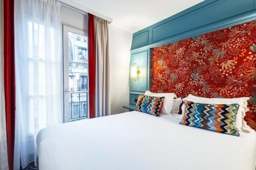Hotel de Fleurie Saint Germain des Pres — Guest room