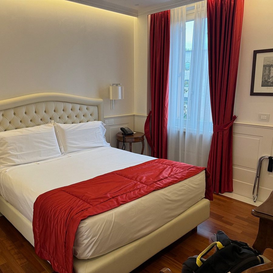 Hotel Degli Artisti — Guest room