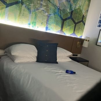 Hotel Denim — Guest room