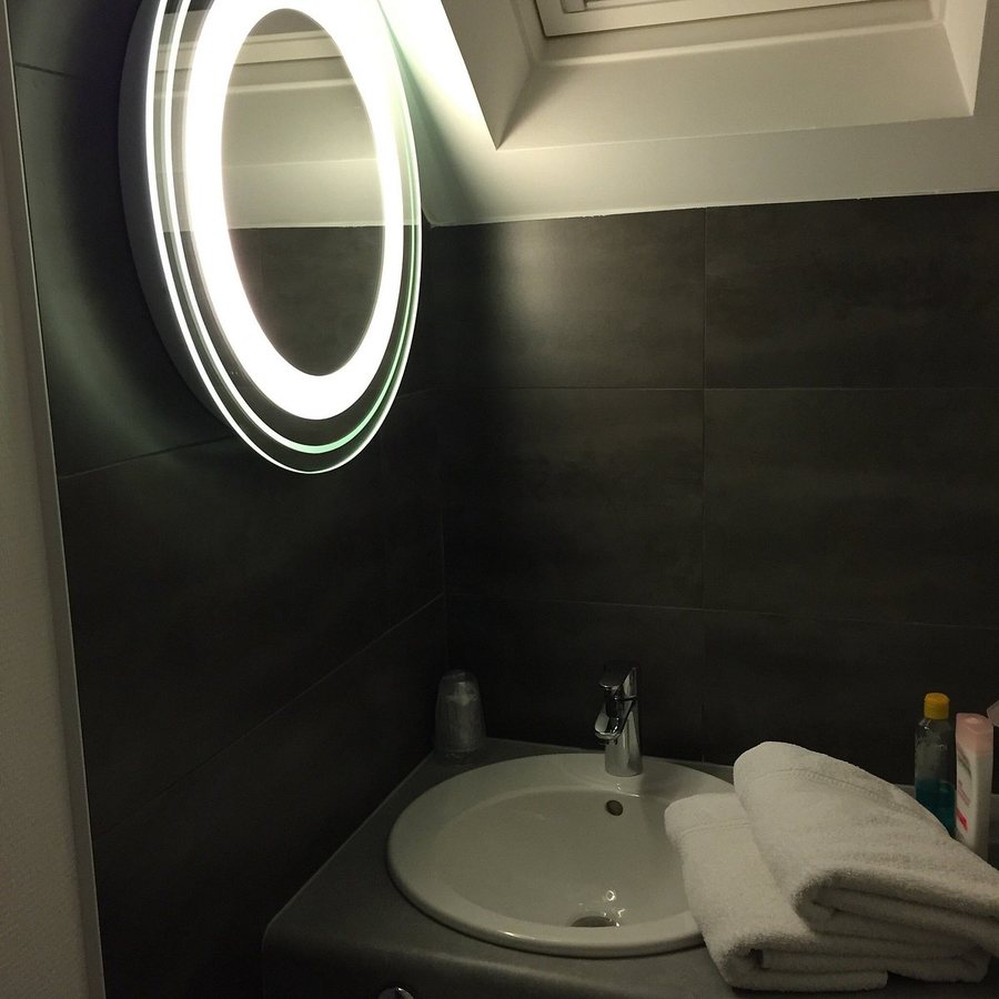 Hotel Des Marais Salants — Bathroom
