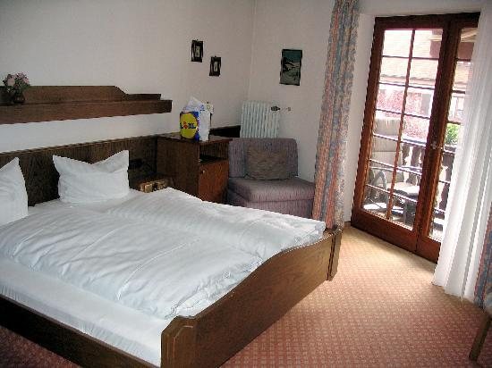 Hotel Deville Staufen — Guest room