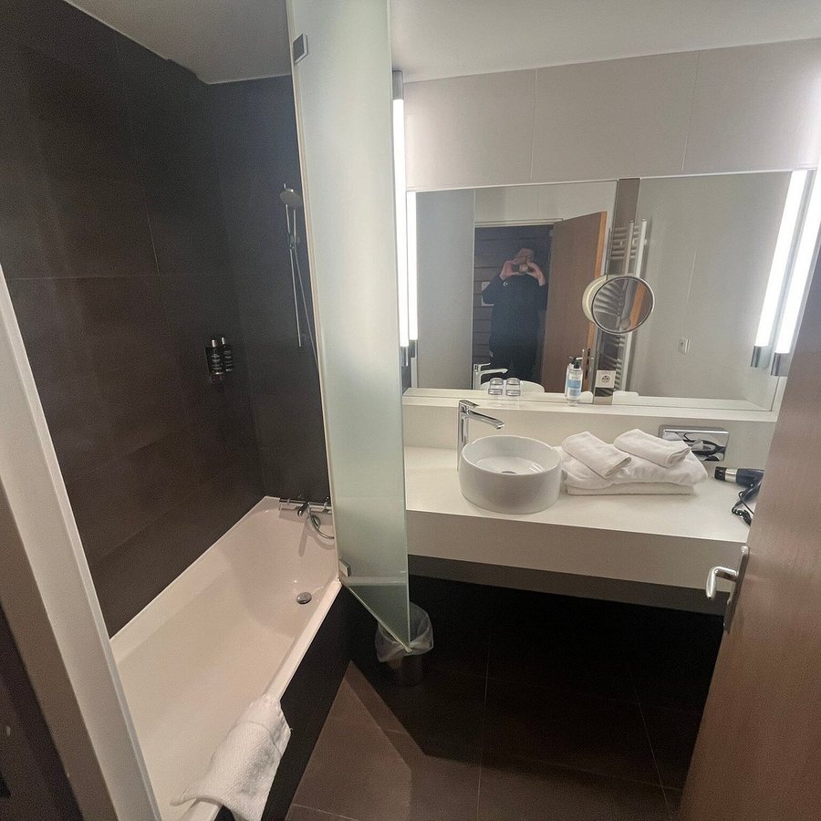 Hotel Diana Restaurant Spa by HappyCulture — Bathroom
