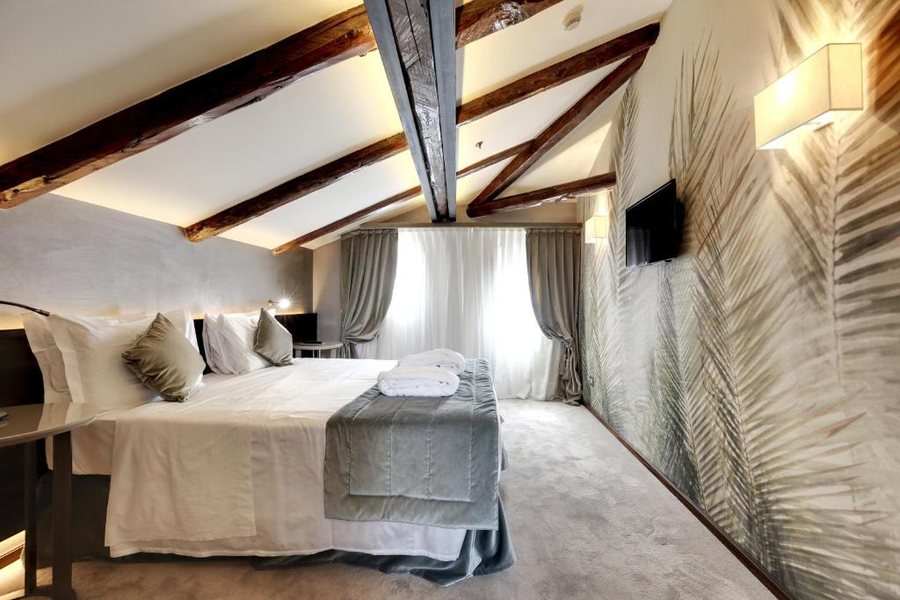 Hotel Dona Palace — Guest room