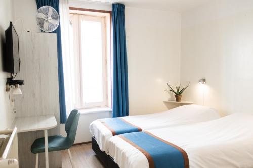 Hotel Doria — Guest room