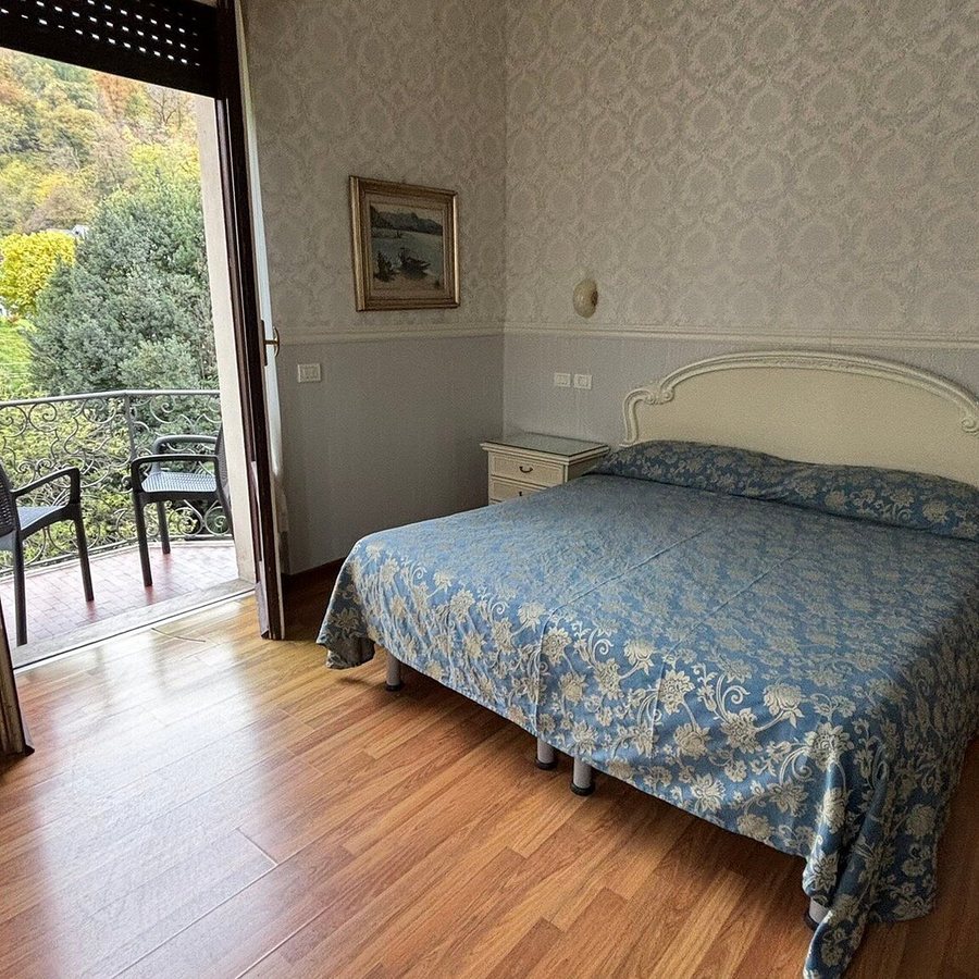 Hotel du Parc — Guest room