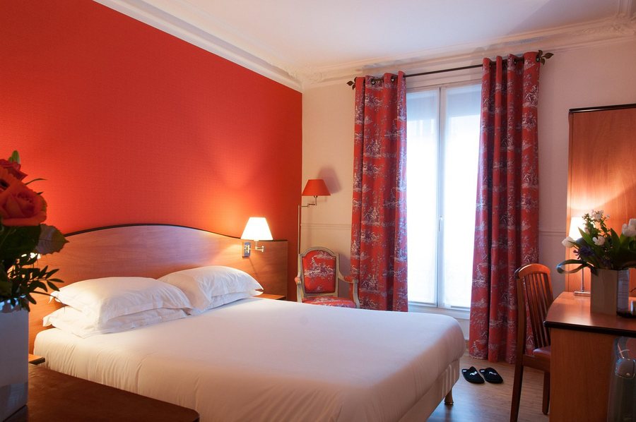 Hotel Eden Montmartre — Guest room