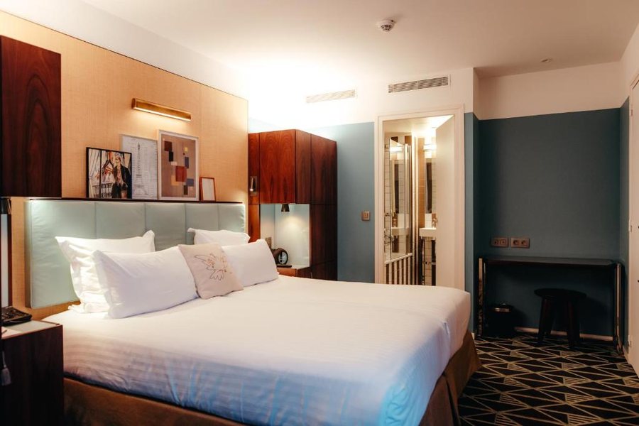 Hotel Eiffel Blomet — Guest room