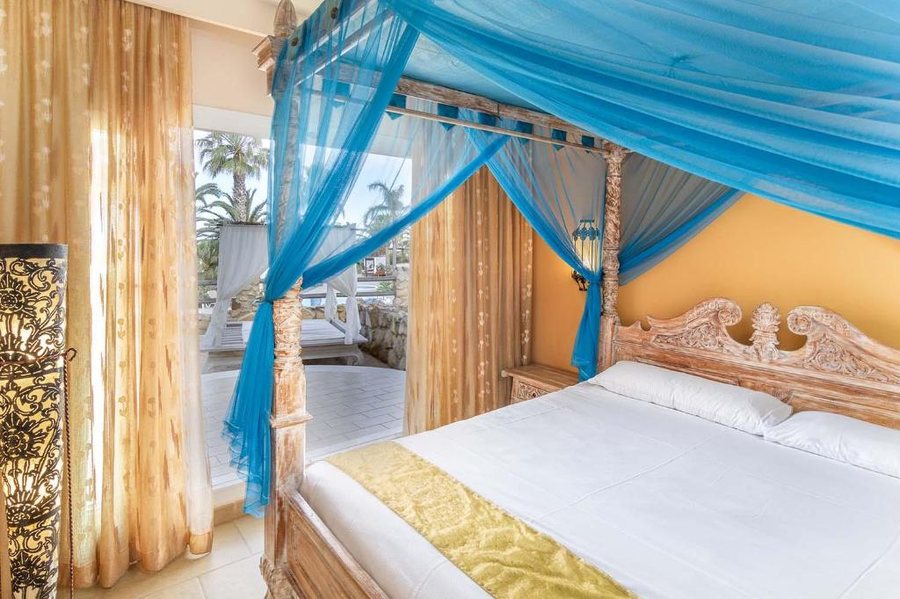 Hotel El Cortijo de Zahara — Guest room