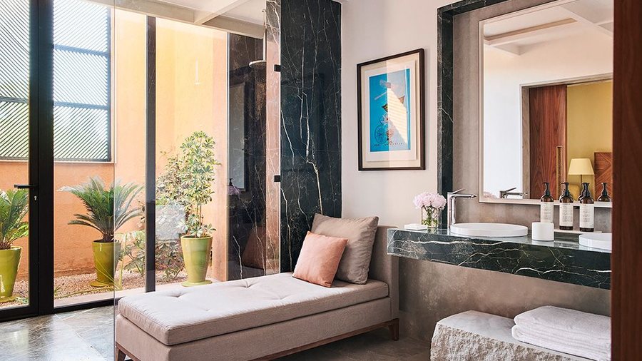 Hotel El Kennaria — Bathroom