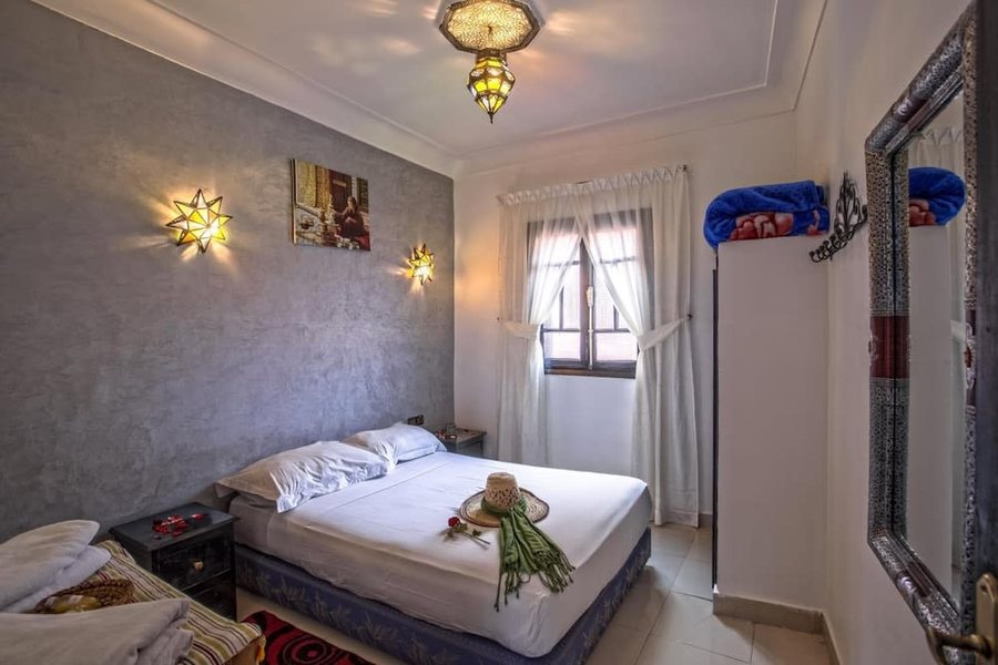 Hotel El Kennaria — Guest room