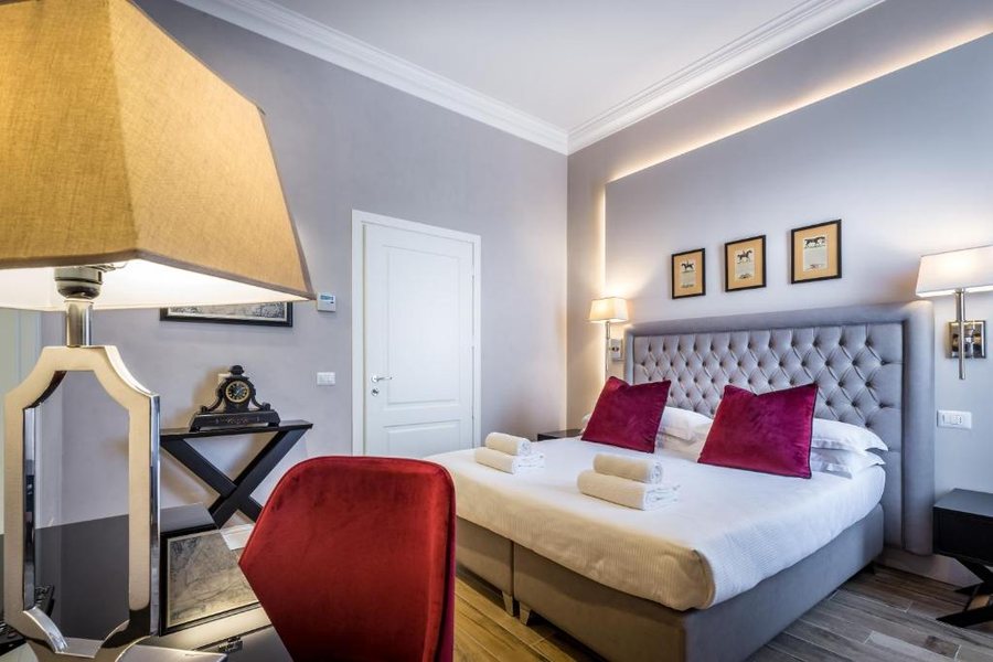 Hotel Emma — Guest room