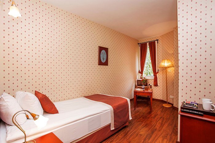Hotel Erguvan Istanbul — Guest room