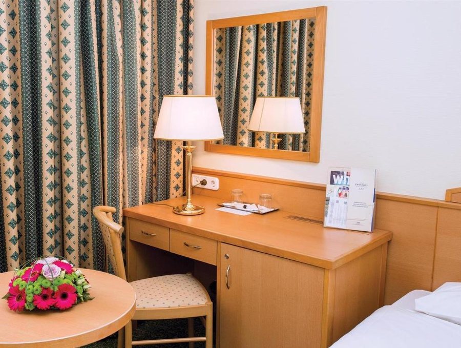 Hotel Erzsebet City Center Budapest a member of Radisson Individuals — Guest room