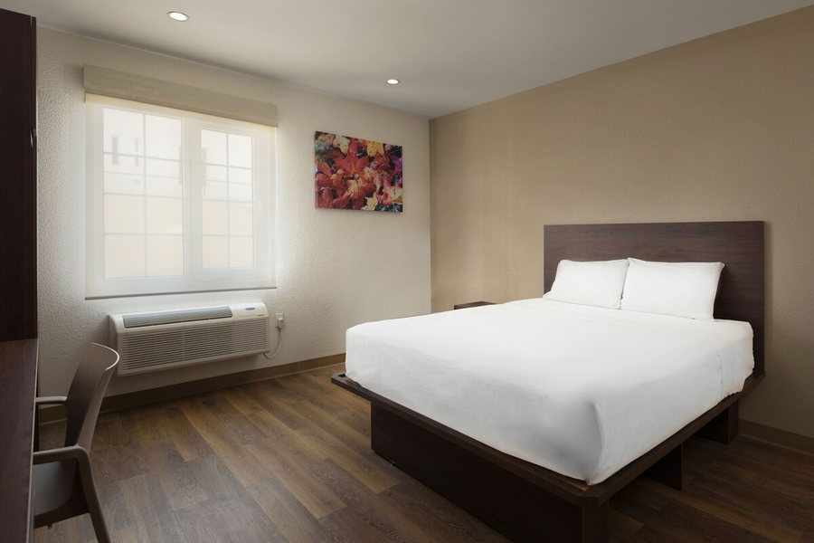 Hotel Extended Suites Mexicali Catavina — Guest room