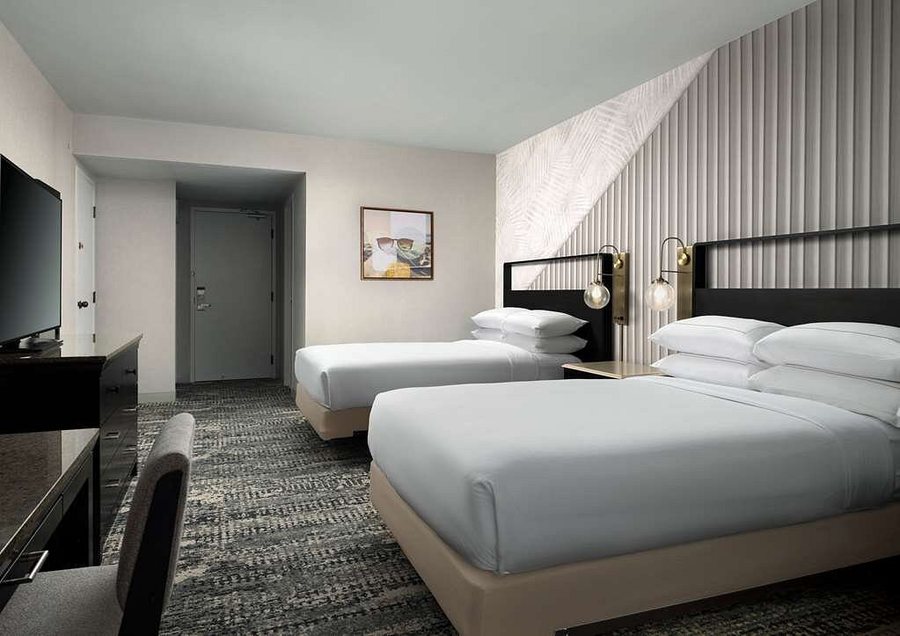 Hotel Fera Anaheim A Doubletree By Hilton — Guest room