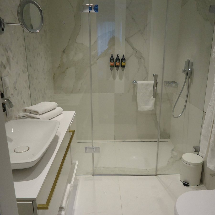 Hotel Ferreus Modern Art Deco — Bathroom