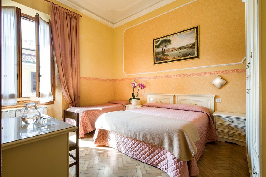 Hotel Fiorita — Guest room