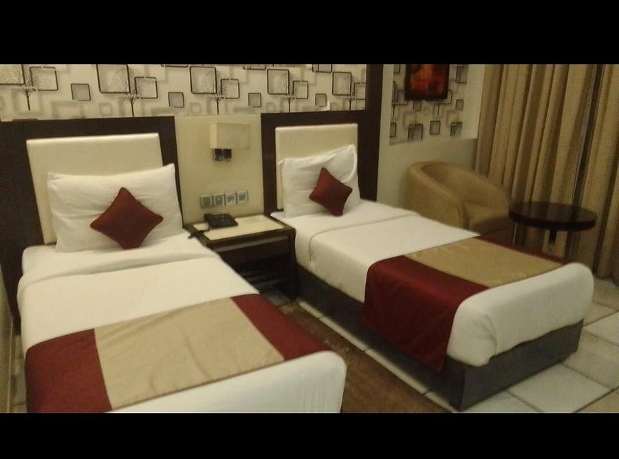 Hotel Florence Inn — Guest room