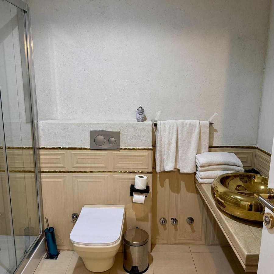 Hotel Fresia Istanbul — Bathroom