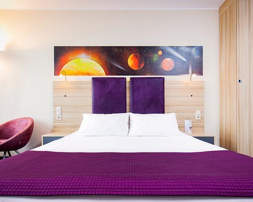 Hotel Galaxy — Guest room