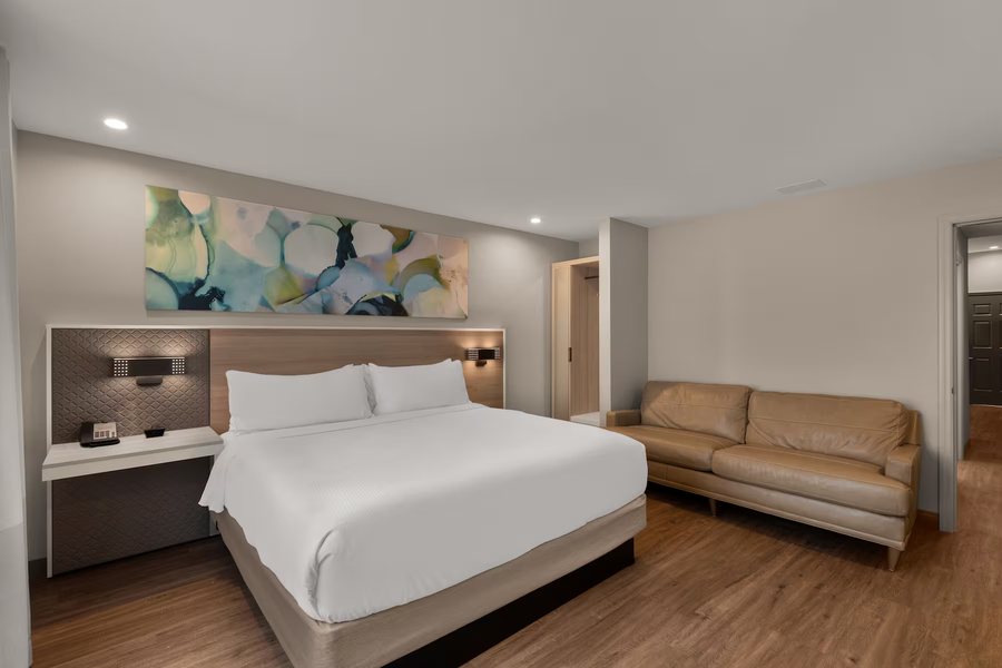 Hotel Galena — Guest room
