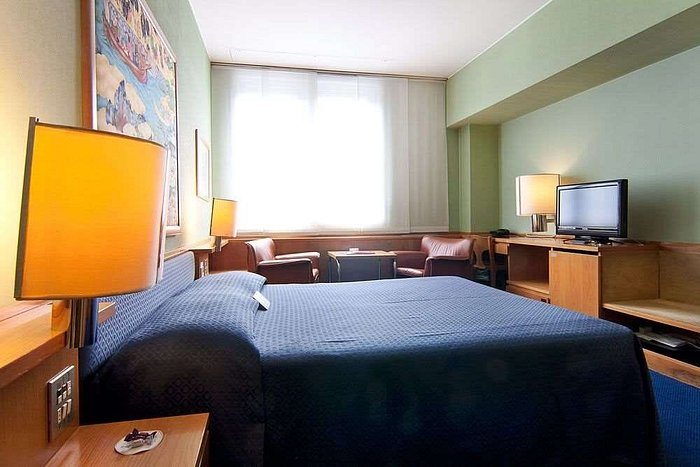 Hotel Galileo — Guest room
