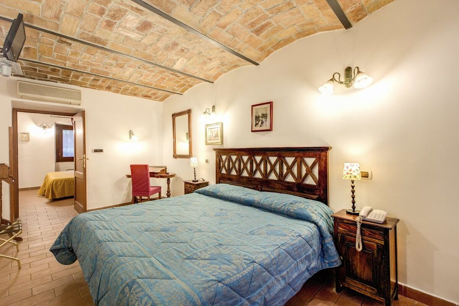 Hotel Gea Di Vulcano — Guest room