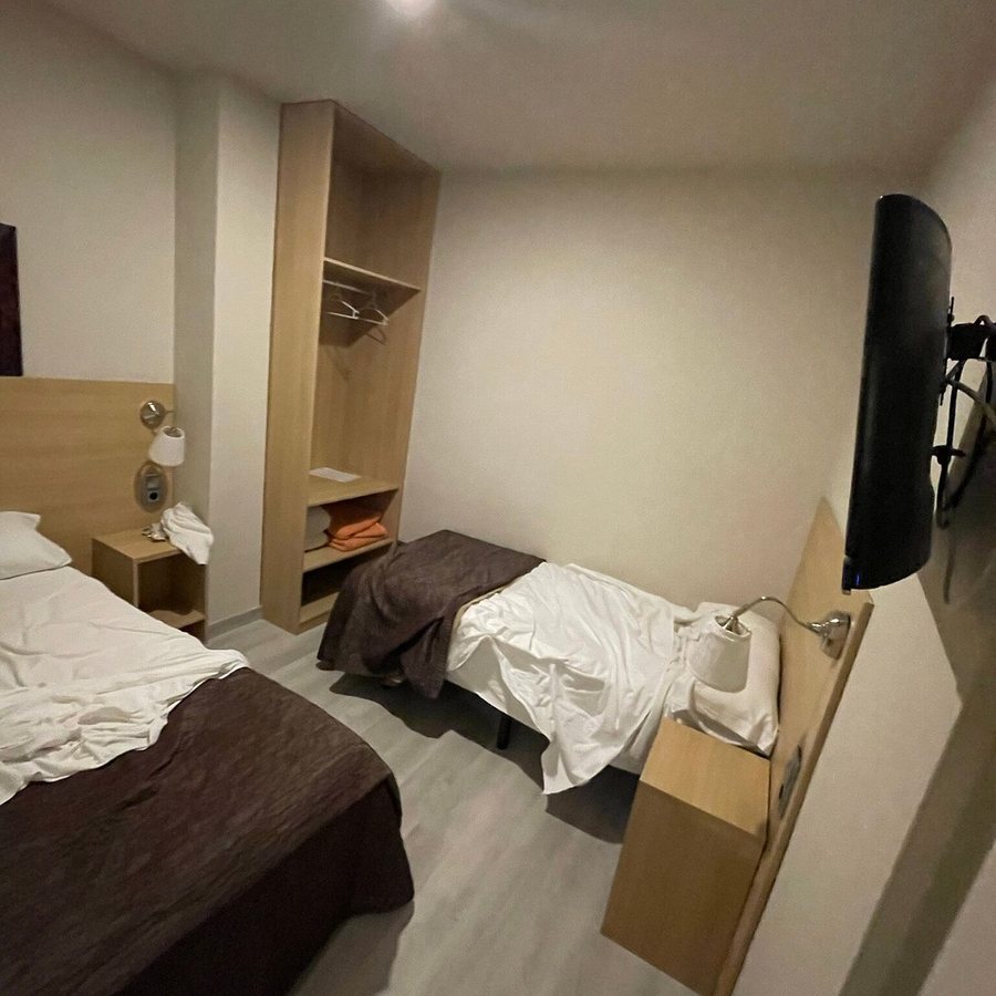 Hotel Glories Barcelona Barcelona Catalonia — Guest room
