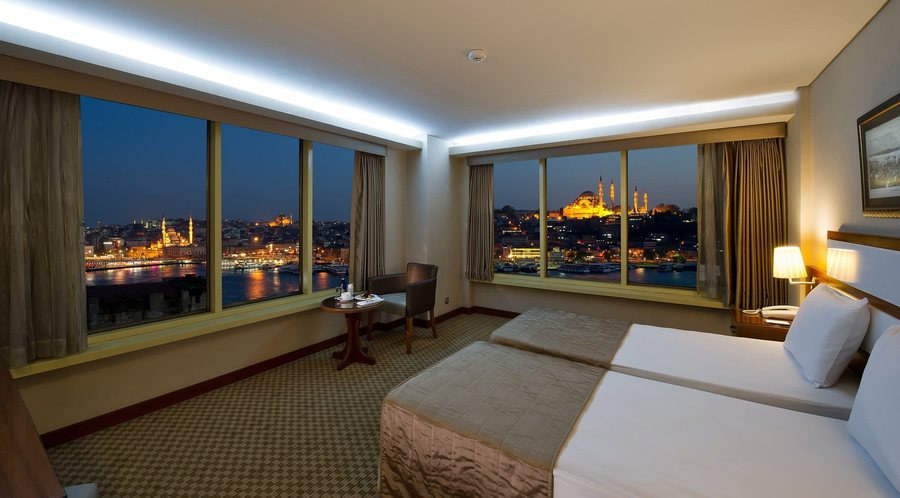 Hotel Golden Gate Istanbul — Guest room