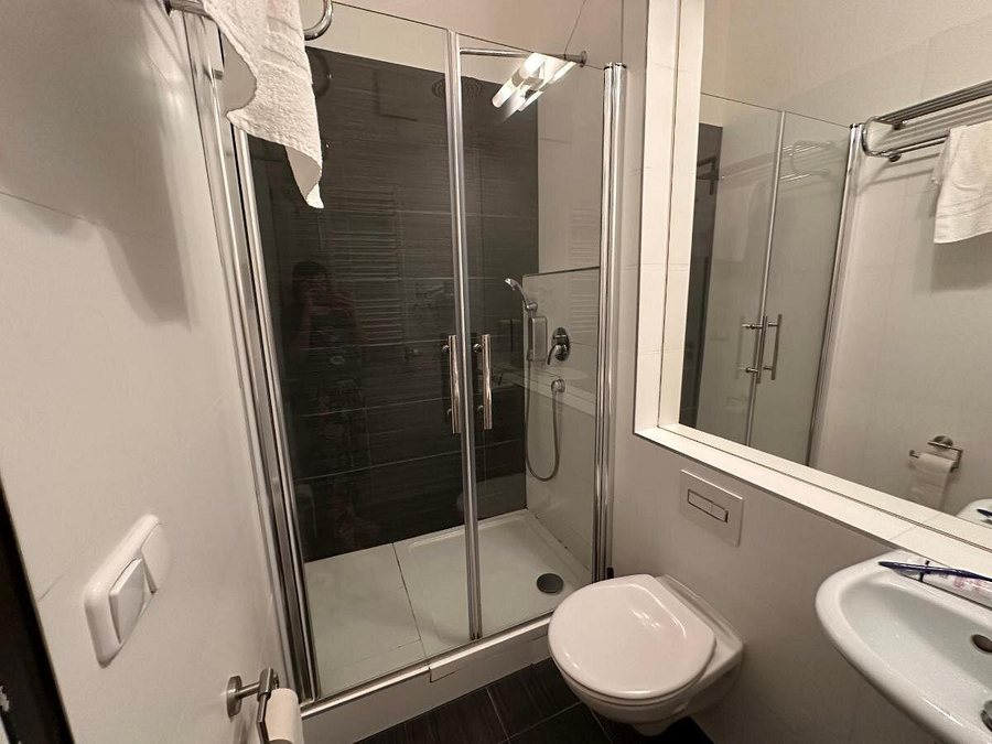 Hotel Goldmarie — Bathroom